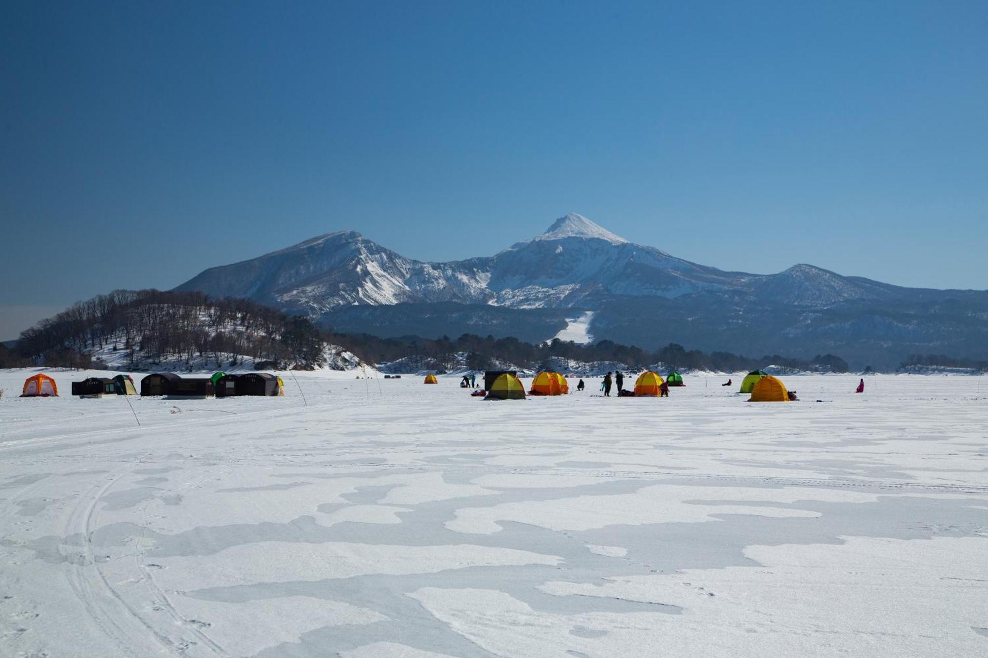 Urabandai Lake Resort Goshiki No Mori Kitashiobara Buitenkant foto