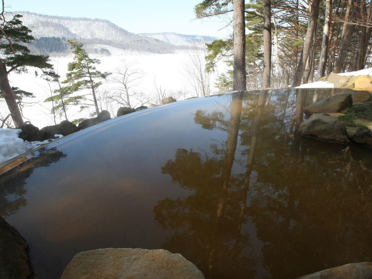 Urabandai Lake Resort Goshiki No Mori Kitashiobara Buitenkant foto