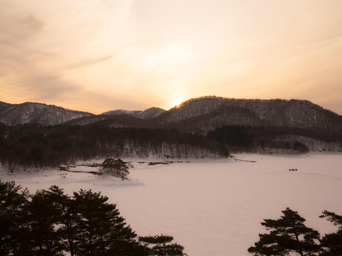 Urabandai Lake Resort Goshiki No Mori Kitashiobara Buitenkant foto