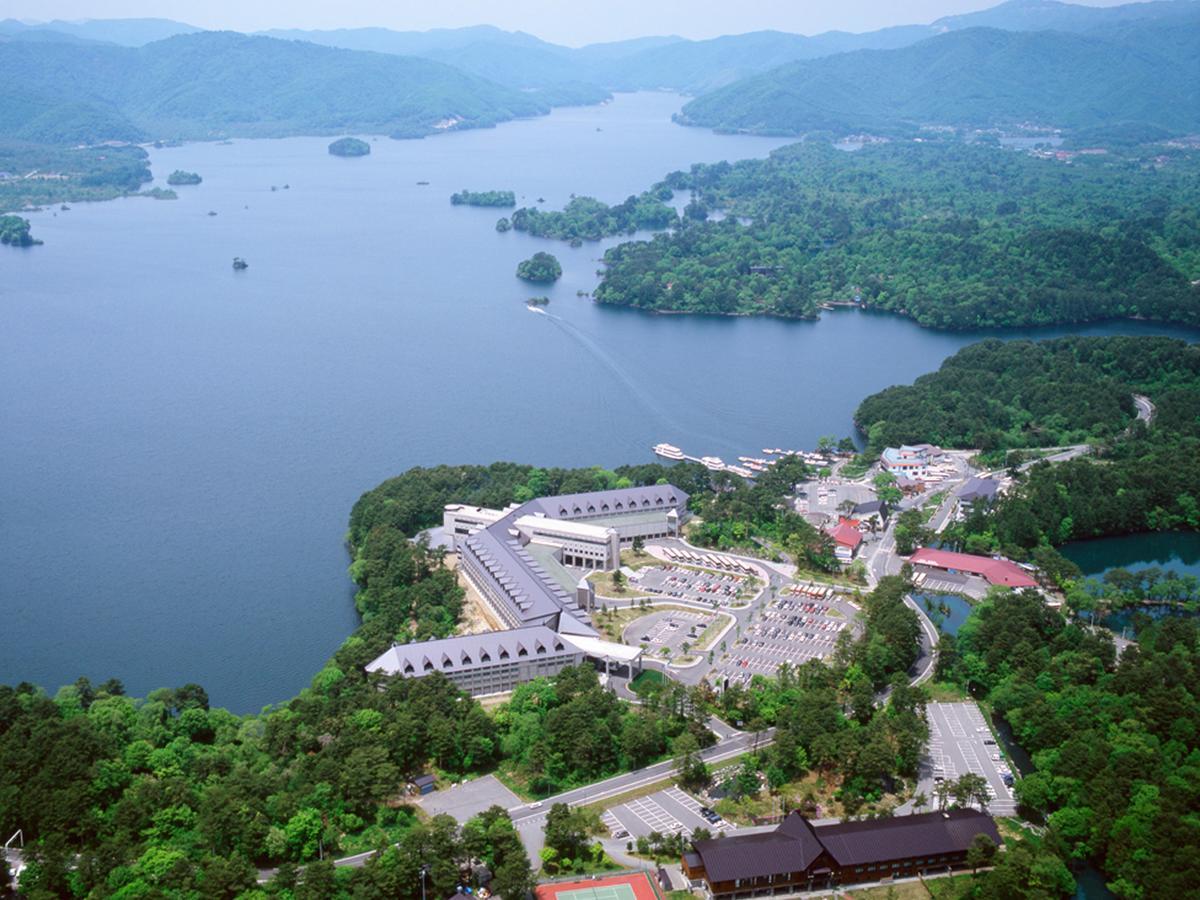 Urabandai Lake Resort Goshiki No Mori Kitashiobara Buitenkant foto