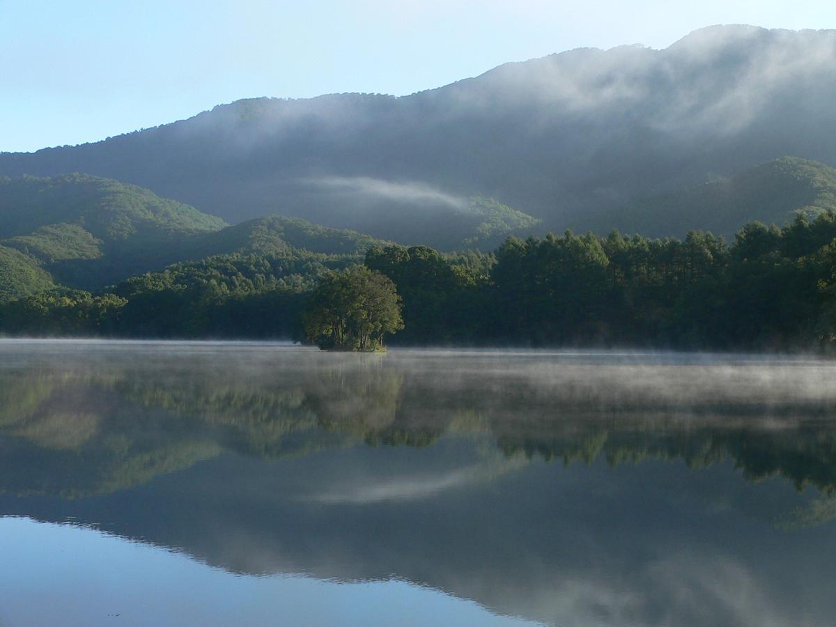 Urabandai Lake Resort Goshiki No Mori Kitashiobara Buitenkant foto